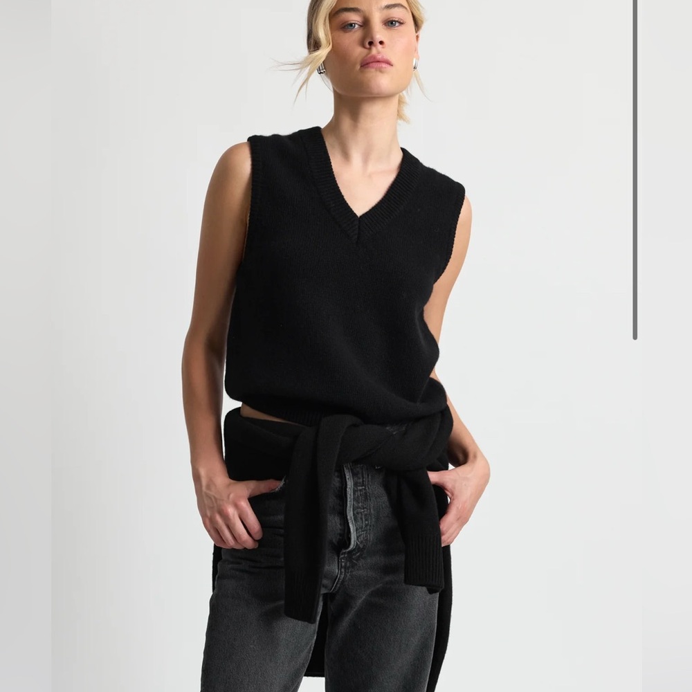 Almina Concept Wool Vest